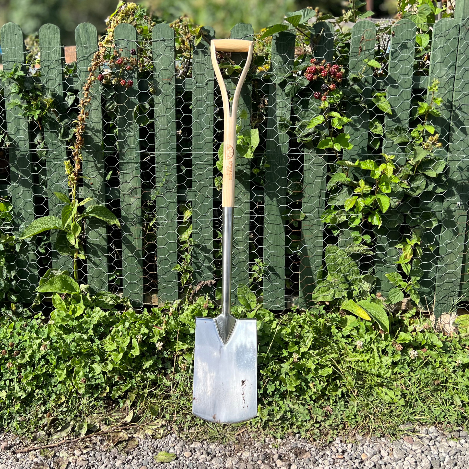 Growers Own Stainless Steel Border Spade with Ash Wood Handle